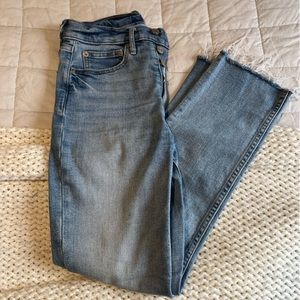 High rise button vintage slim jeans